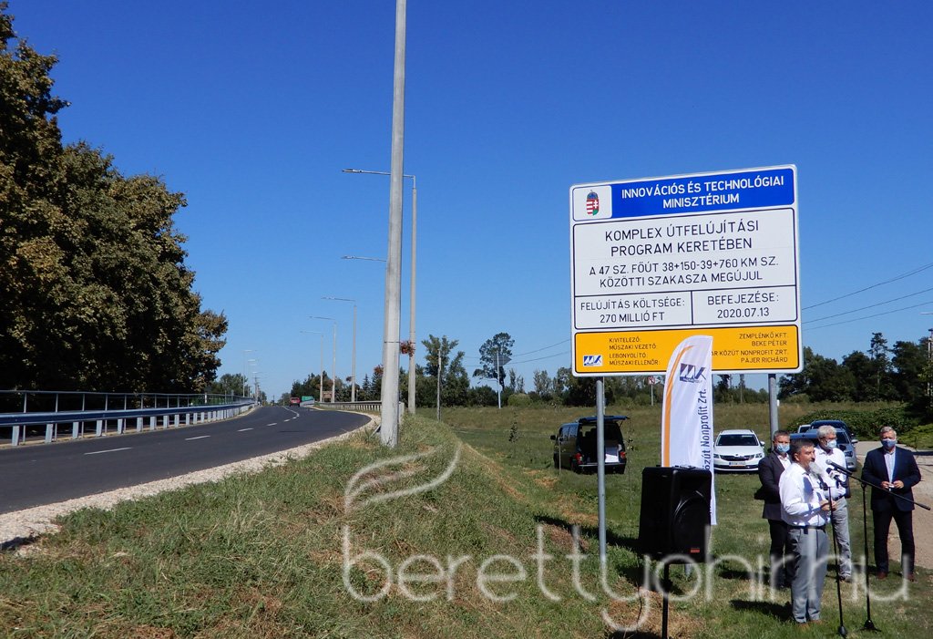 megújult az 47-es főút szentmártoni szakasza 08